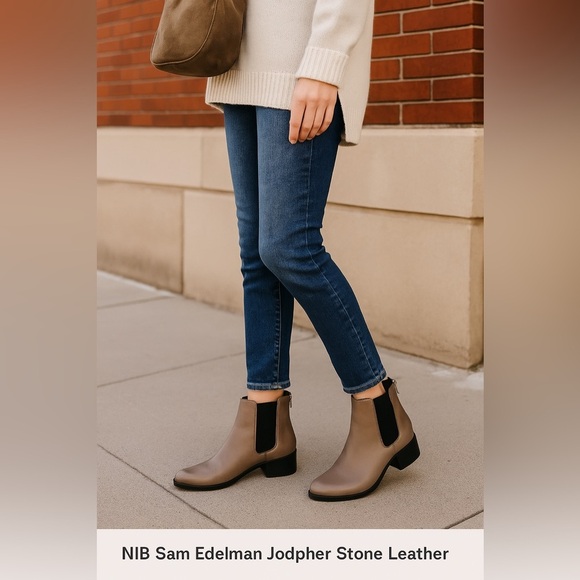NIB Sam Edelman Jodpher Stone Leather Chelsea Boot - 9 lid of box torn - Picture 1 of 9